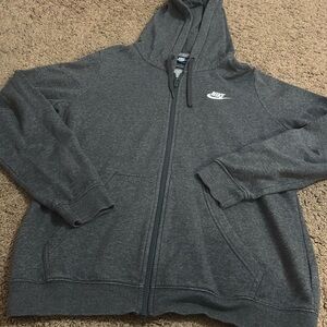 Nike zip up hoodie with drawstrings and pockets